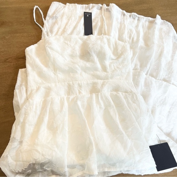 Lulus Grace and Beauty White Burnout Floral Print Tiered Dress Size Medium NWT - Picture 14 of 15